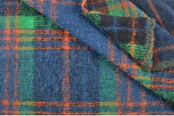 Tartan bleu, vert et brique