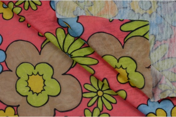 Tricot fleuri pop