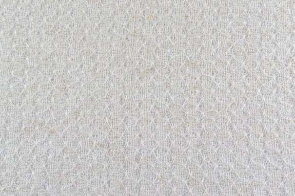 Maille tricot ajouré blanc