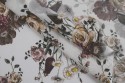 Crêpe écru bouquet de roses