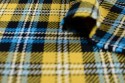 Tartan jaune et bleu