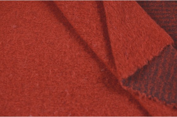Tricot brique