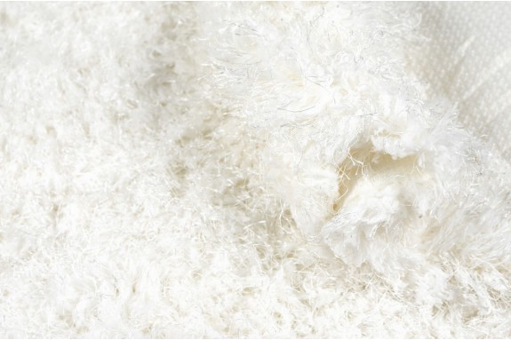 Tissu poilu blanc