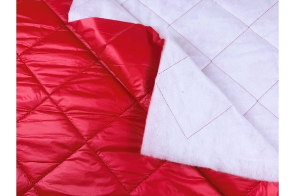 Matelassé rouge