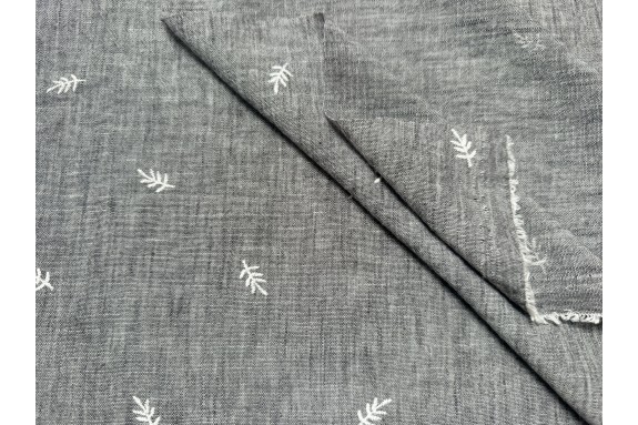 Broderie plume