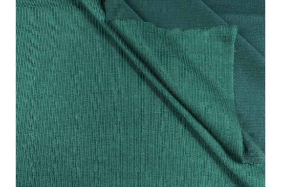 Maille tricot côtelé vert
